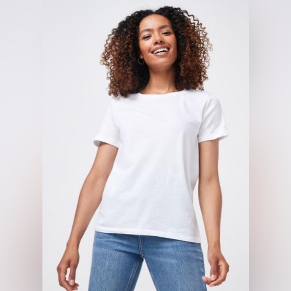 GAP Tops - Gap White Organic Cotton T Shirt